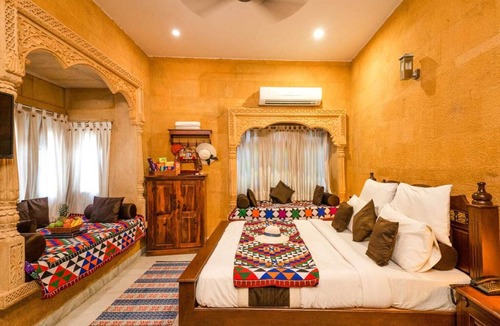 Amar Sagar Pol Hotel | Hotel Royal Villa Jaisalmer