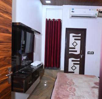 Meerut Hotel | Hotel Royal Vista