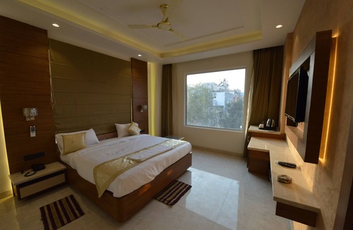 Pink City Hotel | Hotel RR 62