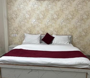 Patparganj Bed & Breakfast | Hotel RR Residency by SBR hospitality