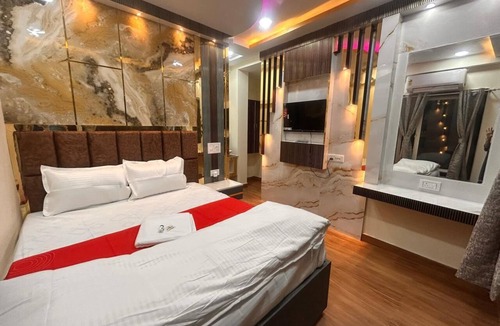 Dumdum Hotel | Hotel Runway