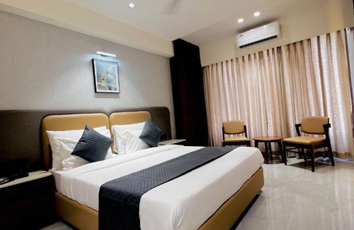 Shirdi Hotel | Hotel Sai Mahima, Near Sai Baba Temple
