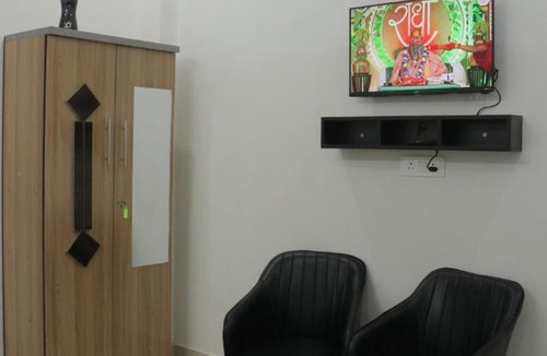Vrindavan Hotel | Hotel Sant Kripa Stays