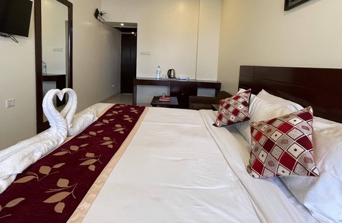 Cox's Bazar House | Hotel Sea Cox - Deluxe Couple Room - AC