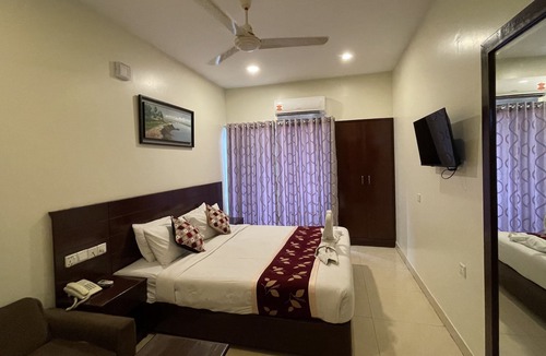 Cox's Bazar House | Hotel Sea Cox - Deluxe Couple Room - AC