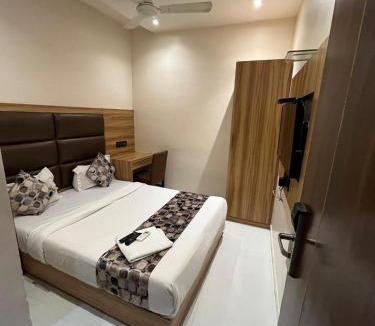 Sakinaka House | Hotel Shahi Darbar TERMINAL-2