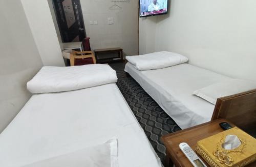 Dhaka Hotel | Hotel Shahin residential