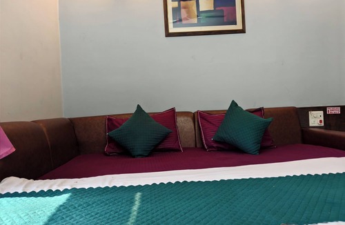 Mayapur Hotel | Hotel Shaurya By Sharma Online Solution Haridwar