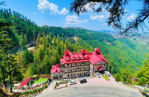 Theog Hotel | Hotel shimla hills international