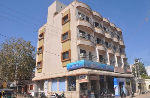 Dwarka Hotel | Hotel Shree Gurukrupa