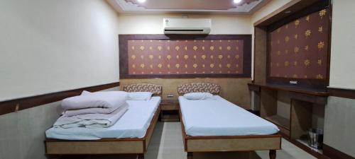 Bikaner Hotel | Hotel Shri Shanti Niwas