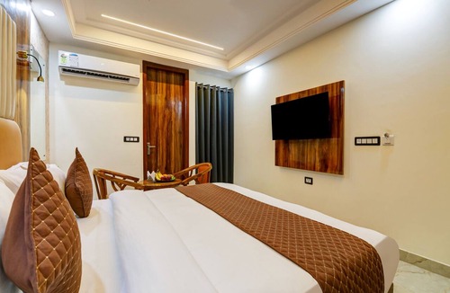 Mahipalpur Extension Hotel | Hotel Signature Suites