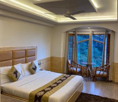 Bemloi Hotel | Hotel Silverine