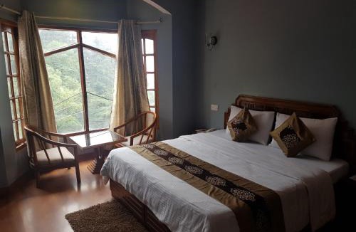 Bemloi Hotel | Hotel Silverine