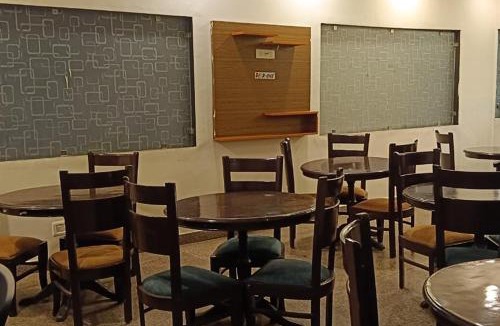 Mahipalpur Extension House | Hotel Sky View