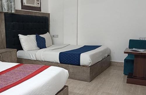 Mahipalpur Extension House | Hotel Sky View