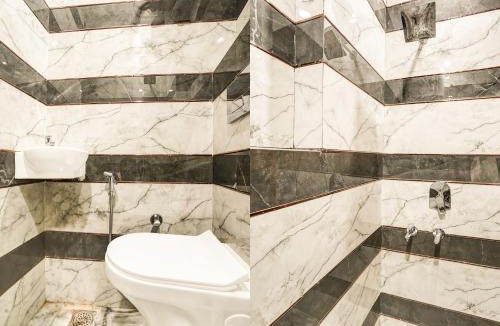 Delhi Hotel | Hotel Solaris Retreat By The Arrow