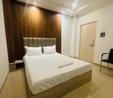 Sualkuchi Hotel | Hotel STAYVILLA