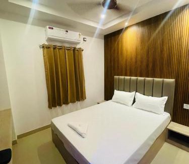 Sualkuchi Hotel | Hotel STAYVILLA