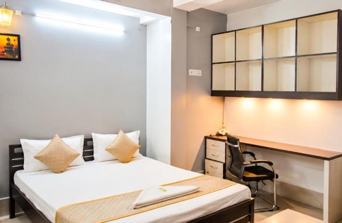 Subarnapur Hotel | Hotel Suryansh Palace