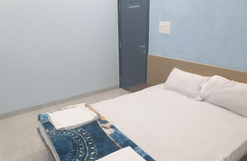 Daulatabad House | Hotel Taj Bi Plaza