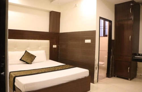 Kishangarh Apartment | Hotel The Black Gold - Super Deluxe Room