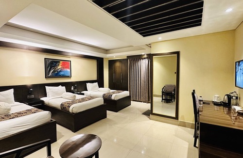 Dhaka Hotel | Hotel The Capital