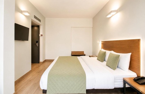 Patna House | Hotel The Devlok Heights