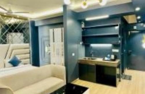 Gomti Nagar Apartment | Hotel The Grace Residency - Near Hotel Hyatt ,DLF MyPad, Gomtinagar, Lucknow
