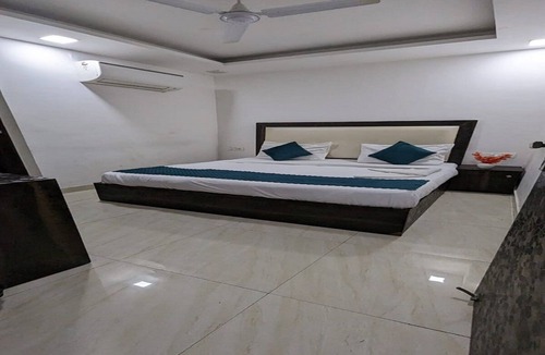 Greater Kailash I Hotel | Hotel The Green Arrow