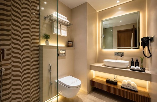 Paharganj Hotel | Hotel The Queen's Head Delhi