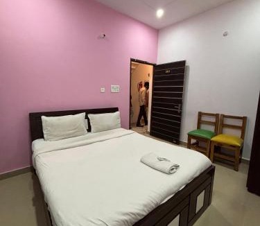 Mohangarh Hotel | Hotel Trimurti Inn