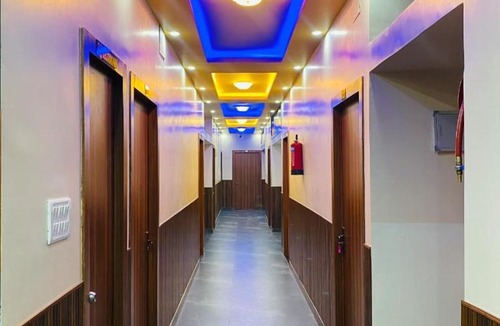 Sitamarhi Hotel | Hotel Vindhwasni Palace