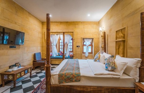 Amar Sagar Pol Hotel | Hotel Vintage Haveli