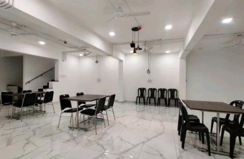 Noida Hotel | Hotel vivaan suites