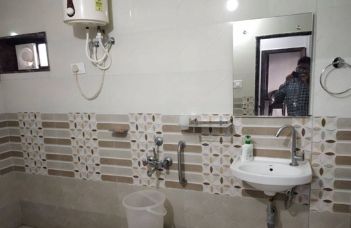 Dabok Hotel | Hotel White Tulip