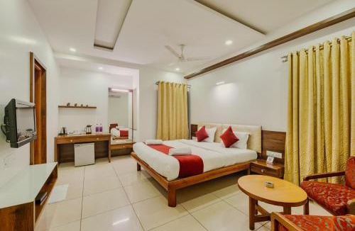 Kolhapur Hotel | Hotel Woodland