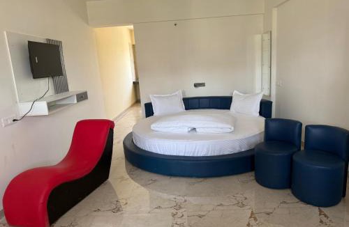 Pune Hotel | Hotel Wow Inn - Dhanori-Lohegaon Rd, Parande Nagar, Dhanori, Pune