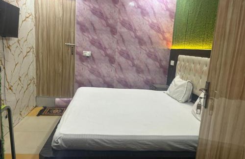 Indirapuram House | Hotel Youvraj Inn