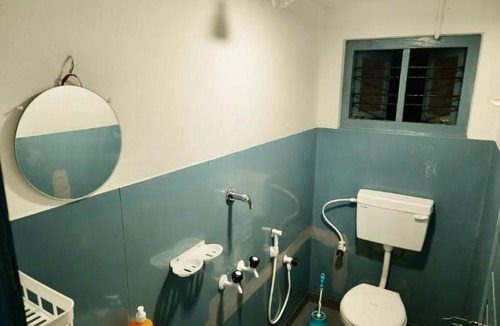 Kozhikode House | Idanazhi the corridor rooms AC