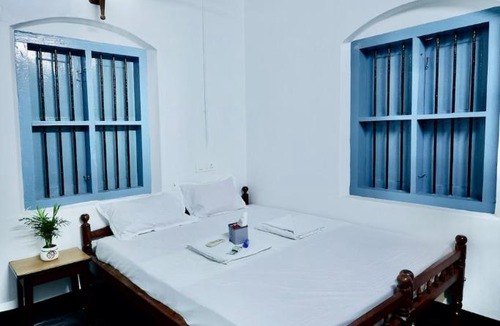 Kozhikode House | Idanazhi the corridor rooms AC