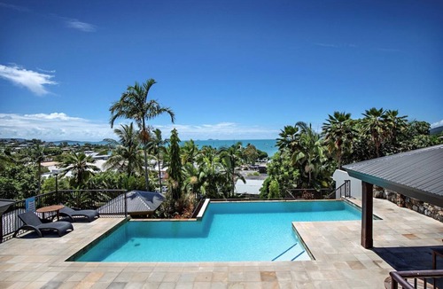 Airlie Beach Apartment | Infinite Blue
