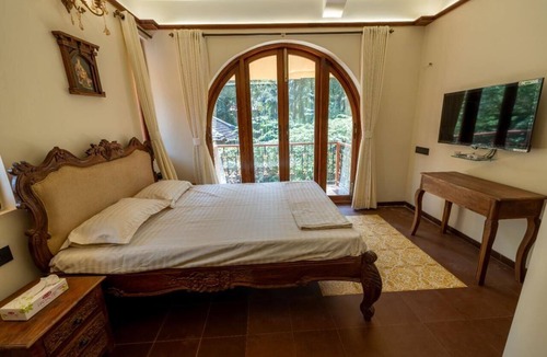 Nagaon Hotel | Ishaan Holiday Home