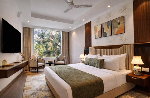 Mahipalpur Hotel | IVA Premium Delhi Airport - FREE Airport Drop