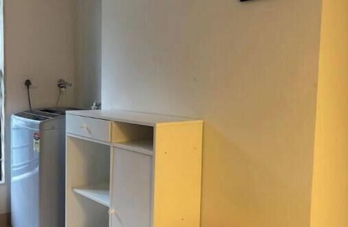 Khar Apartment | Ivy Across Boojee!