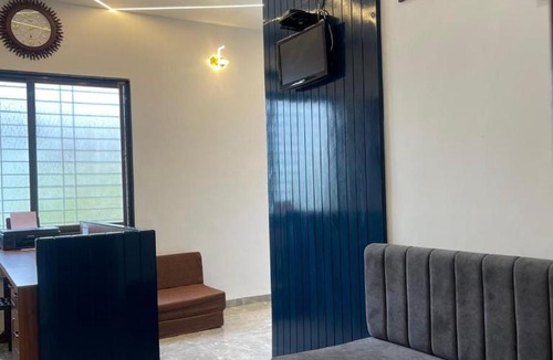 Parbhani Hotel | Janki Inn