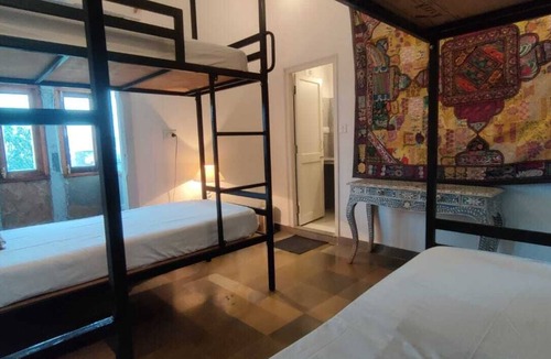 Udaipur District Hotel | Jarokha Haveli