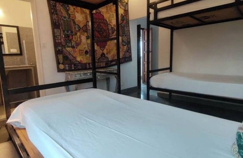 Udaipur District Hotel | Jarokha Haveli