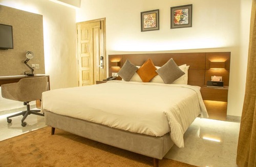 Chittagong Hotel | Jatra Flagship Chattogram City Centre