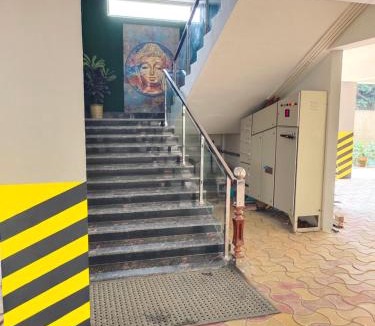 Sualkuchi Hotel | JD Grand Inn